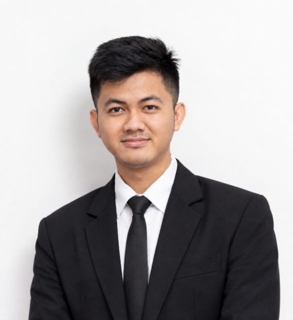 W. Reza M.
